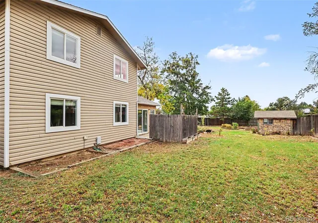Photo 4 of Single family home for sale at 701 Eldora Pl, Longmont, CO 80504 | MLS# 7140749 | Listing updated on 2026-10-29