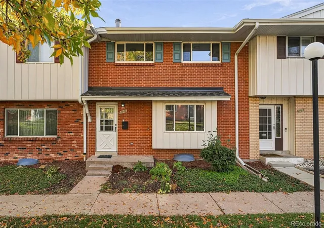 Photo 2 of Townhouse for sale at 9090 E Nassau Ave, Denver, CO 80237 | MLS# 5763693 | Listing updated on 2026-10-29