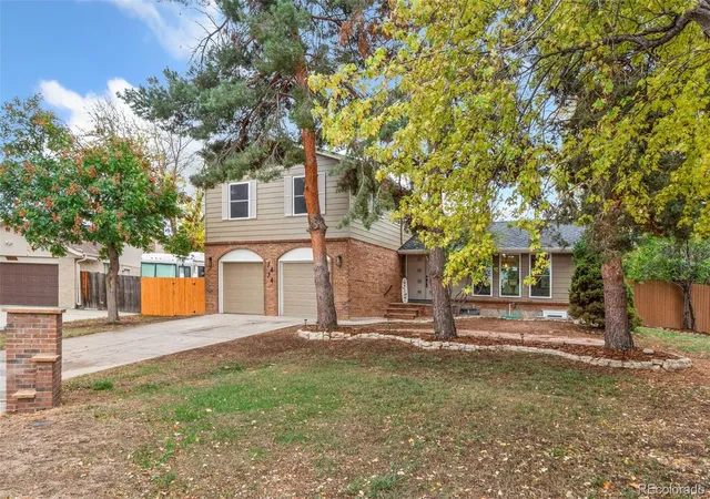 Photo 2 of Single family home for sale at 7474 S Washington Cir, Centennial, CO 80122 | MLS# 6754203 | Listing updated on 2026-10-28