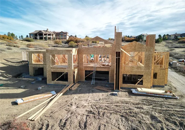 Photo 3 of Single family home for sale at 5237 Aspen Leaf Dr, Littleton, CO 80125 | MLS# 3630502 | Listing updated on 2026-10-29