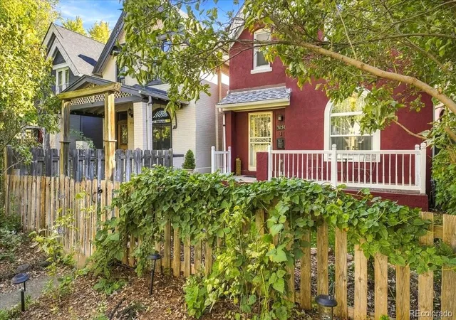 Photo 2 of Single family home for sale at 3150 W 26th Avenue, Denver, CO 80211 | MLS# 1617912 | Listing updated on 2026-10-22