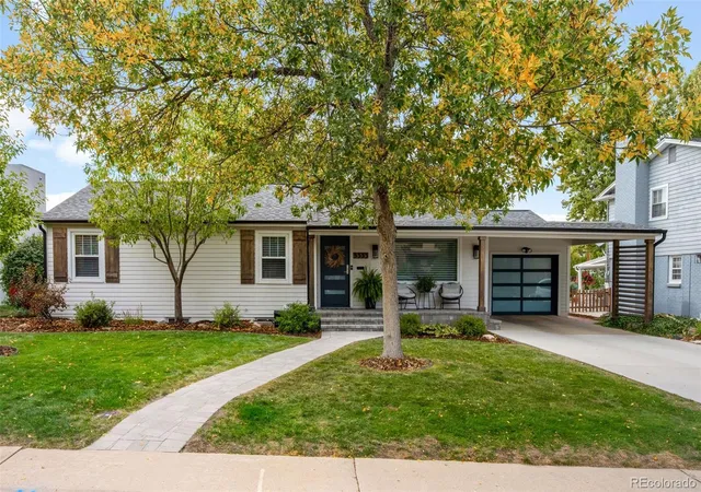 Single family home for sale at 3333 S Bellaire St, Denver, CO 80222 | MLS# 7154245