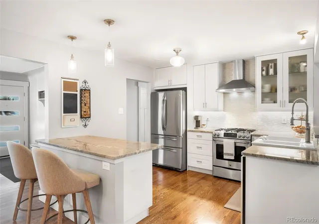 Photo 4 of Single family home for sale at 3333 S Bellaire St, Denver, CO 80222 | MLS# 7154245 | Listing updated on 2026-10-22
