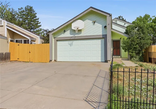 Photo 1 of Single family home for sale at 17805 E Ada Dr, Aurora, CO 80017 | MLS# 3340667 | Listing updated on 2026-10-19