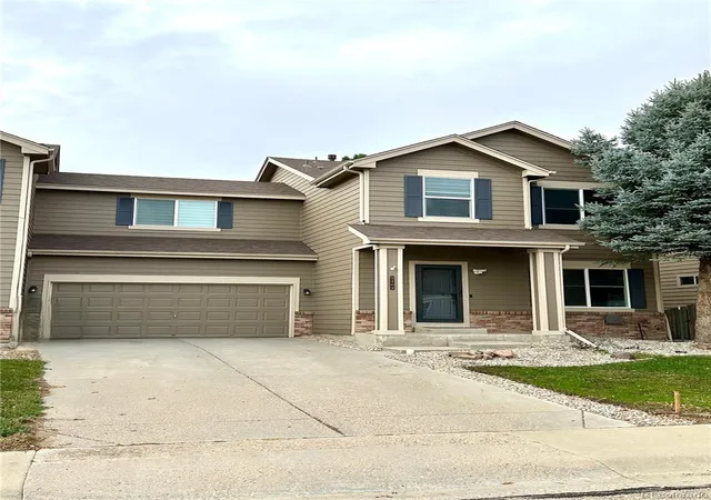 Photo 2 of Townhouse for sale at 2462 Stage Coach Dr, Milliken, CO 80543 | MLS# 8681527 | Listing updated on 2026-10-26