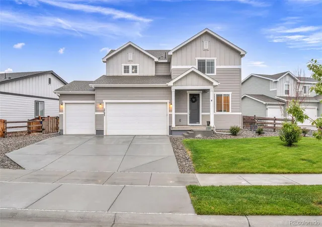Photo 2 of Single family home for sale at 5793 Farmstead Pl, Longmont, CO 80504 | MLS# 1641399 | Listing updated on 2026-10-22