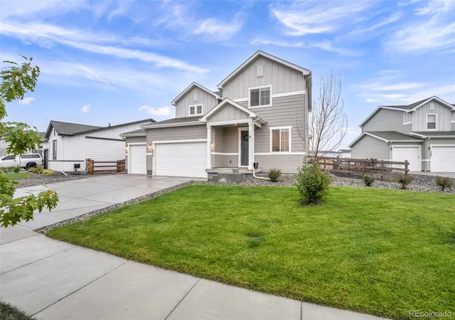 Photo 3 of Single family home for sale at 5793 Farmstead Pl, Longmont, CO 80504 | MLS# 1641399 | Listing updated on 2026-10-22