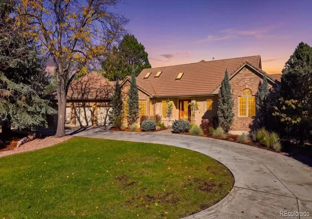 Photo 2 of Single family home for sale at 1170 Broadview Pl, Colorado Springs, CO 80904 | MLS# 9260390 | Listing updated on 2026-10-28