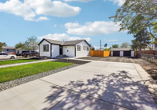 Photo 1 of Single family home for sale at 132 5th Street, Fort Lupton, CO 80621 | MLS# 7759783 | Listing updated on 2026-10-24