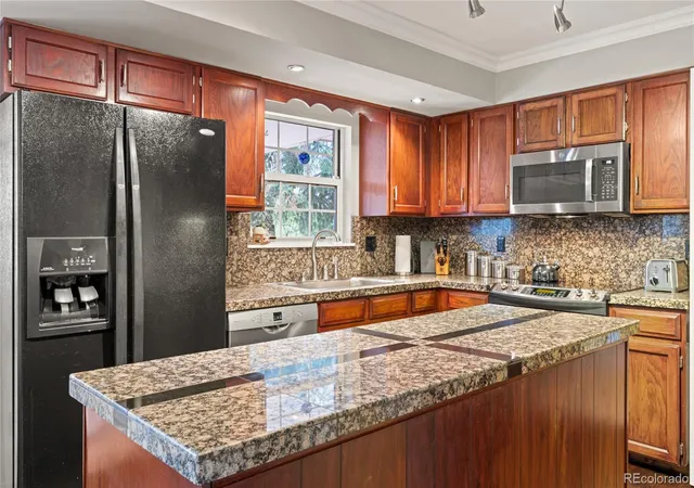 Photo 4 of Single family home for sale at 7191 S Olive Way, Centennial, CO 80112 | MLS# 3717962 | Listing updated on 2026-10-24