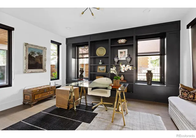 Photo 2 of Mansion for sale at 1035 S Columbine St, Denver, CO 80209 | MLS# IR1070891 | Listing updated on 2026-10-20