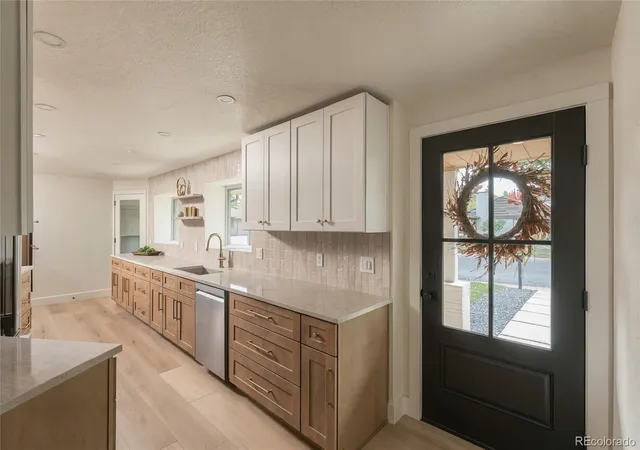 Photo 4 of Single family home for sale at 6765 E 5th Avenue, Denver, CO 80220 | MLS# 9235298 | Listing updated on 2026-10-23