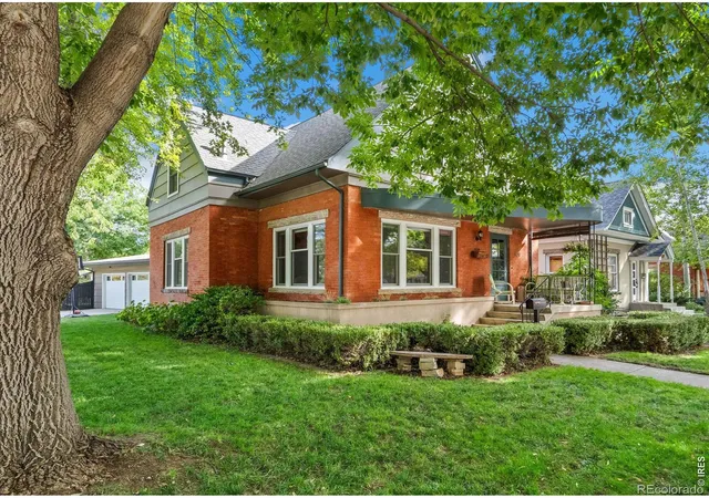 Single family home for sale at 828 W Olive St, Fort Collins, CO 80521 | MLS# IR1070896