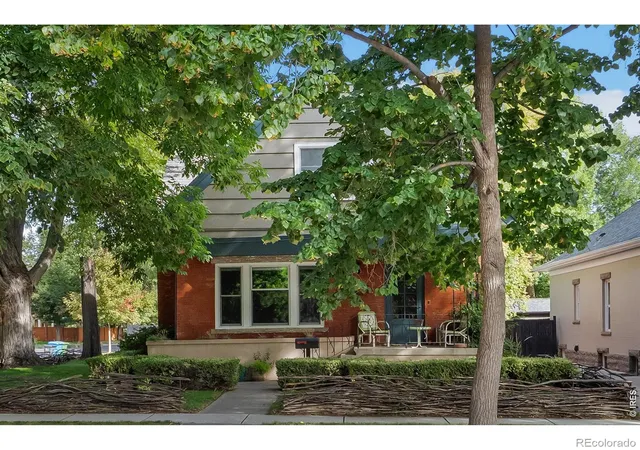 Photo 3 of Single family home for sale at 828 W Olive St, Fort Collins, CO 80521 | MLS# IR1070896 | Listing updated on 2026-10-27