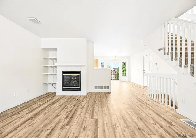 Photo 2 of Single family home for sale at 1703 Bain Dr, Erie, CO 80516 | MLS# 4798282 | Listing updated on 2026-10-30
