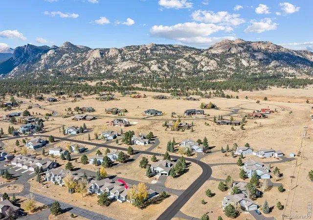 Photo 4 of Condo for sale at 1519 Raven Cir #B, Estes Park, CO 80517 | MLS# IR1070904 | Listing updated on 2026-10-27
