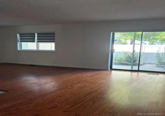 Listing Photo 4 - Condo for sale in building located at 1803 Lydia Dr, Lafayette, CO 80026 - Unit #105