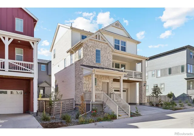 Photo 2 of Single family home for sale at 7442 Whiteclover Trl, Littleton, CO 80125 | MLS# IR1070921 | Listing updated on 2026-10-22
