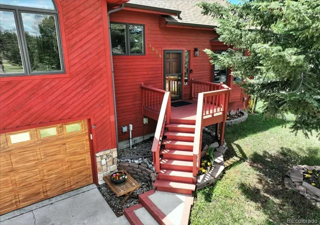 Photo 2 of Single family home for sale at 1975 Valley View Dr, Woodland Park, CO 80863 | MLS# 1542072 | Listing updated on 2026-10-21