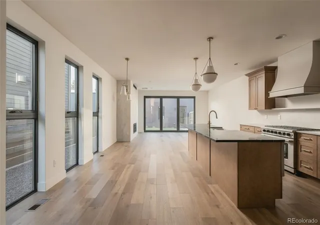 Photo 3 of Single family home for sale at 4502 Stuart St, Denver, CO 80212 | MLS# 2074303 | Listing updated on 2026-10-22