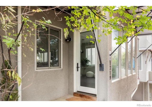 Photo 4 of Condo for sale at 1219 Linden Ave, Boulder, CO 80304 | MLS# IR1070923 | Listing updated on 2026-10-22