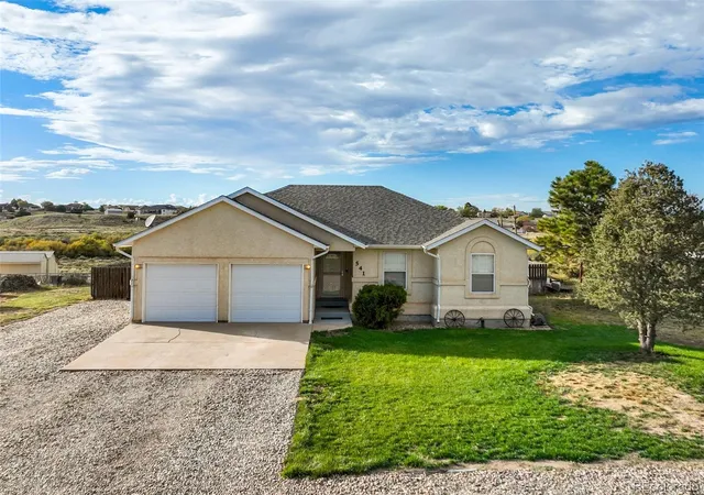 Single family home for sale at 541 S El Charro Dr, Pueblo, CO 81007 | MLS# 4160268