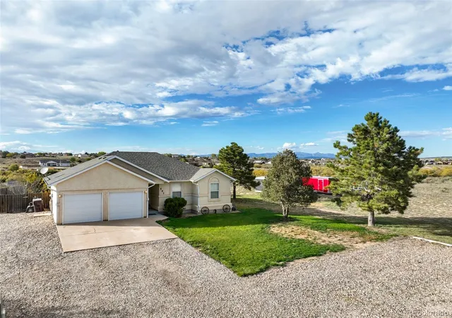 Photo 1 of Single family home for sale at 541 S El Charro Dr, Pueblo, CO 81007 | MLS# 4160268 | Listing updated on 2026-10-21