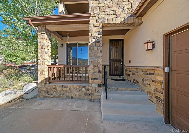 Photo 3 of Condo for sale at 4417 Echo Ct, Larkspur, CO 80118 | MLS# 7944499 | Listing updated on 2026-10-27