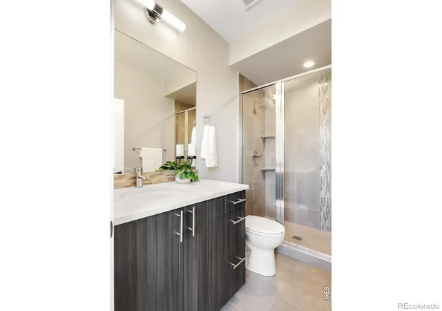 Photo 4 of Townhouse for sale at 3735 Kalamath St #2, Denver, CO 80211 | MLS# IR1070931 | Listing updated on 2026-10-23