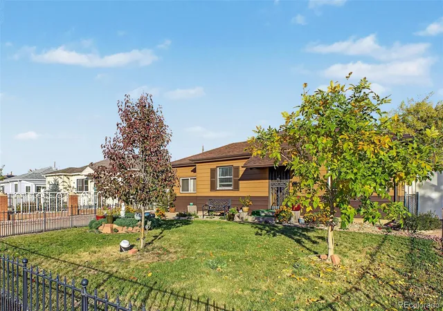 Photo 2 of Single family home for sale at 4566 Wyandot St, Denver, CO 80211 | MLS# 9024040 | Listing updated on 2026-10-31