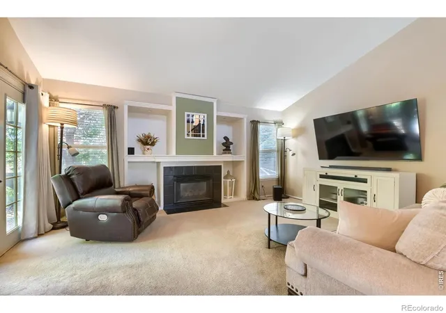 Photo 3 of Single family home for sale at 173 Maplewood Dr, Erie, CO 80516 | MLS# IR1070934 | Listing updated on 2026-10-28