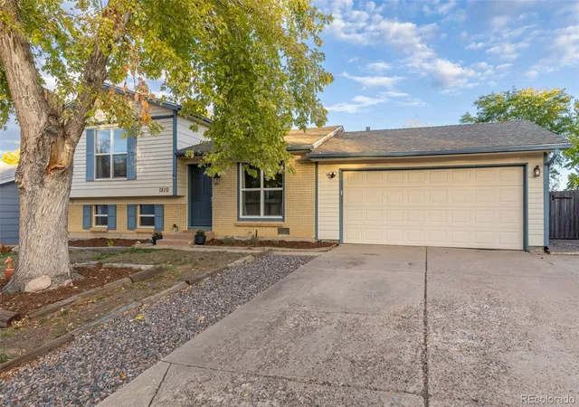 Photo 1 of Single family home for sale at 1510 S Salida Way, Aurora, CO 80017 | MLS# 4165159 | Listing updated on 2026-10-25