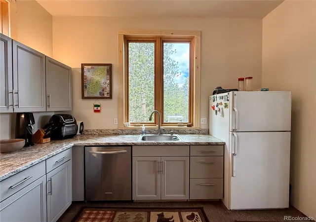 Photo 4 of Single family home for sale at 217 Mt Elbert Rd, Twin Lakes, CO 81251 | MLS# 3135395 | Listing updated on 2026-10-22