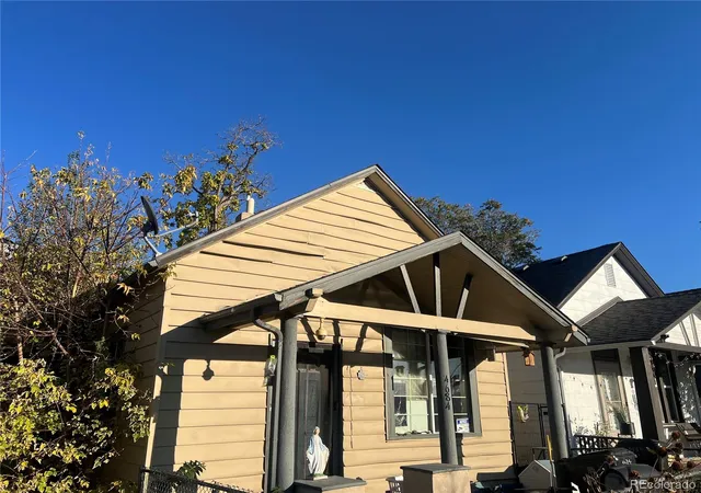 Photo 2 of Single family home for sale at 4684 York St, Denver, CO 80216 | MLS# 9926841 | Listing updated on 2026-10-29