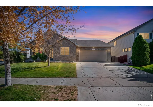 Photo 1 of Single family home for sale at 11292 Kingston St, Commerce City, CO 80640 | MLS# IR1070948 | Listing updated on 2026-10-24