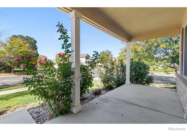 Photo 4 of Single family home for sale at 11292 Kingston St, Commerce City, CO 80640 | MLS# IR1070948 | Listing updated on 2026-10-24