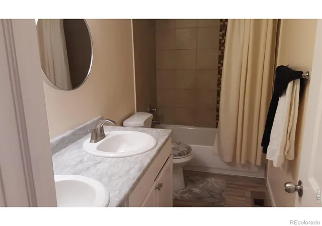 Photo 4 of House for sale at 4559 W Center Ave, Denver, CO 80219 | MLS# IR1070949 | Listing updated on 2026-10-22