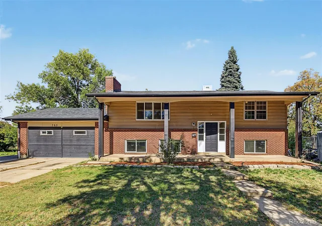 Photo 1 of Single family home for sale at 365 Victor St, Aurora, CO 80011 | MLS# 4508227 | Listing updated on 2026-10-21