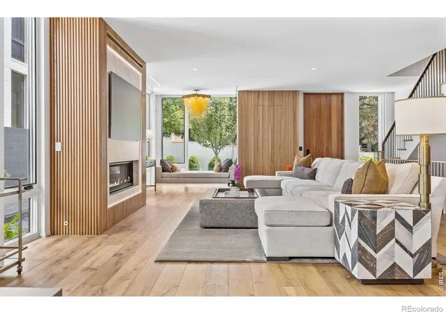 Photo 4 of Single family home for sale at 223 Garfield St, Denver, CO 80206 | MLS# IR1070958 | Listing updated on 2026-10-21