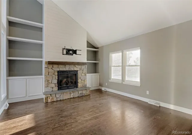 Photo 4 of Single family home for sale at 7560 S Uinta Pl, Centennial, CO 80112 | MLS# 9319438 | Listing updated on 2026-10-27