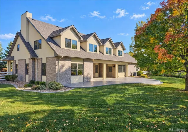 Photo 4 of Single family home for sale at 3165 Stargazer Ct, Fort Collins, CO 80521 | MLS# 5209556 | Listing updated on 2026-10-28