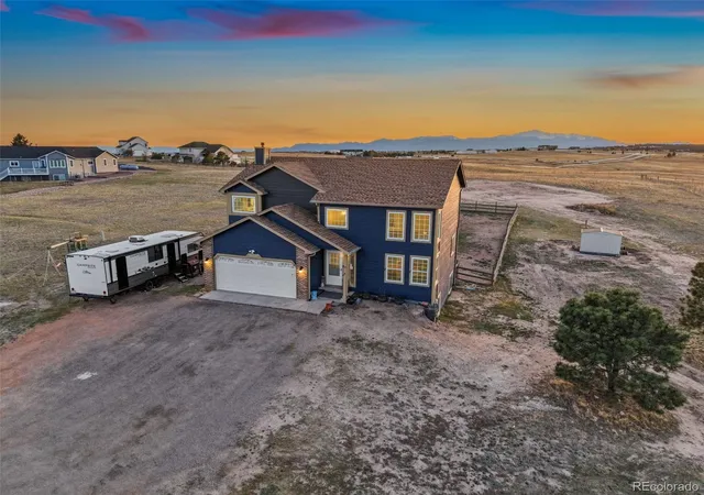 Photo 1 of Single family home for sale at 12320 Oregon Wagon Trl, Elbert, CO 80106 | MLS# 7555487 | Listing updated on 2026-10-23