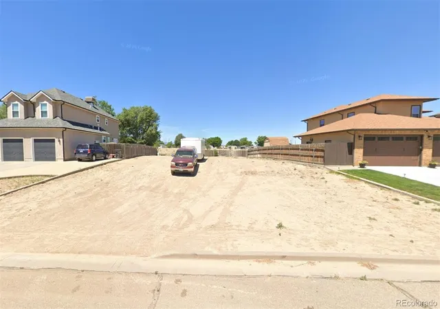 Photo 2 of Sale Pending at 33 Starling Dr, Pueblo, CO 81005 | MLS# 1772451 | Listing updated on 2026-10-28
