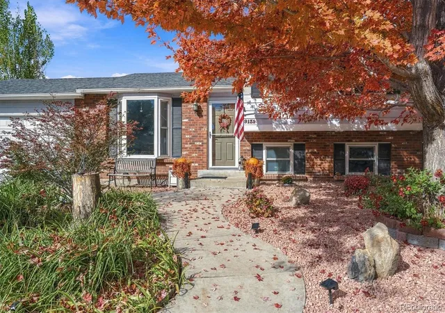 Photo 2 of Single family home for sale at 9131 W Nichols Dr, Littleton, CO 80128 | MLS# 1749677 | Listing updated on 2026-10-29