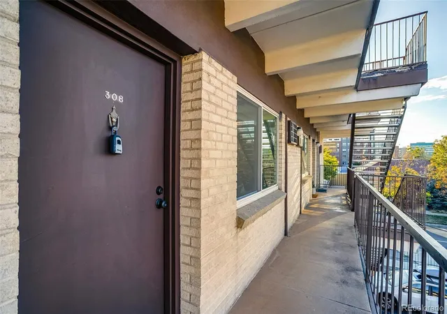 Listing Photo 5 - Condo for sale in building located at 590 N Logan St, Denver, CO 80203 - Unit #308