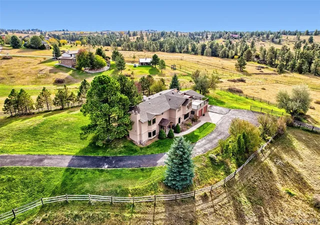 Photo 3 of Single family home for sale at 10620 E Pinewood Dr, Parker, CO 80138 | MLS# 8729512 | Listing updated on 2026-10-26