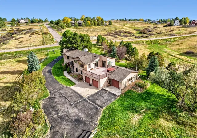 Photo 4 of Single family home for sale at 10620 E Pinewood Dr, Parker, CO 80138 | MLS# 8729512 | Listing updated on 2026-10-26