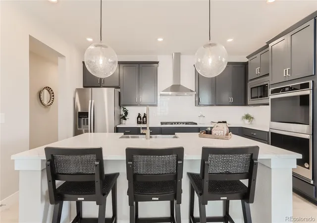 Photo 3 of Single family home for sale at 15555 Pitch Post Trl, Parker, CO 80134 | MLS# 4225703 | Listing updated on 2026-10-22