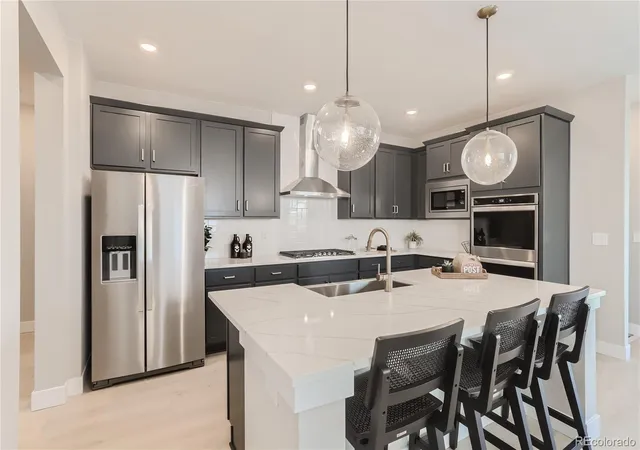 Photo 4 of Single family home for sale at 15555 Pitch Post Trl, Parker, CO 80134 | MLS# 4225703 | Listing updated on 2026-10-22