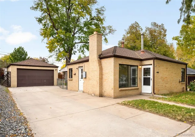 Photo 3 of Single family home for sale at 4535 S Fox St, Englewood, CO 80110 | MLS# 3761066 | Listing updated on 2026-10-23